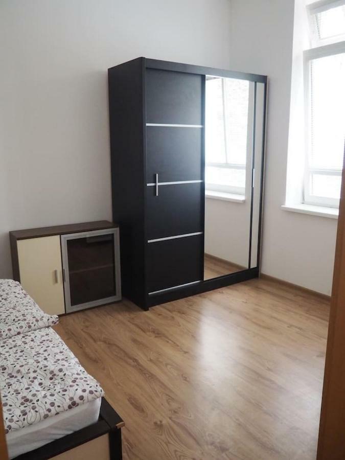 Hidden Apartment In The Old Town Under The Castle Bratislava Esterno foto
